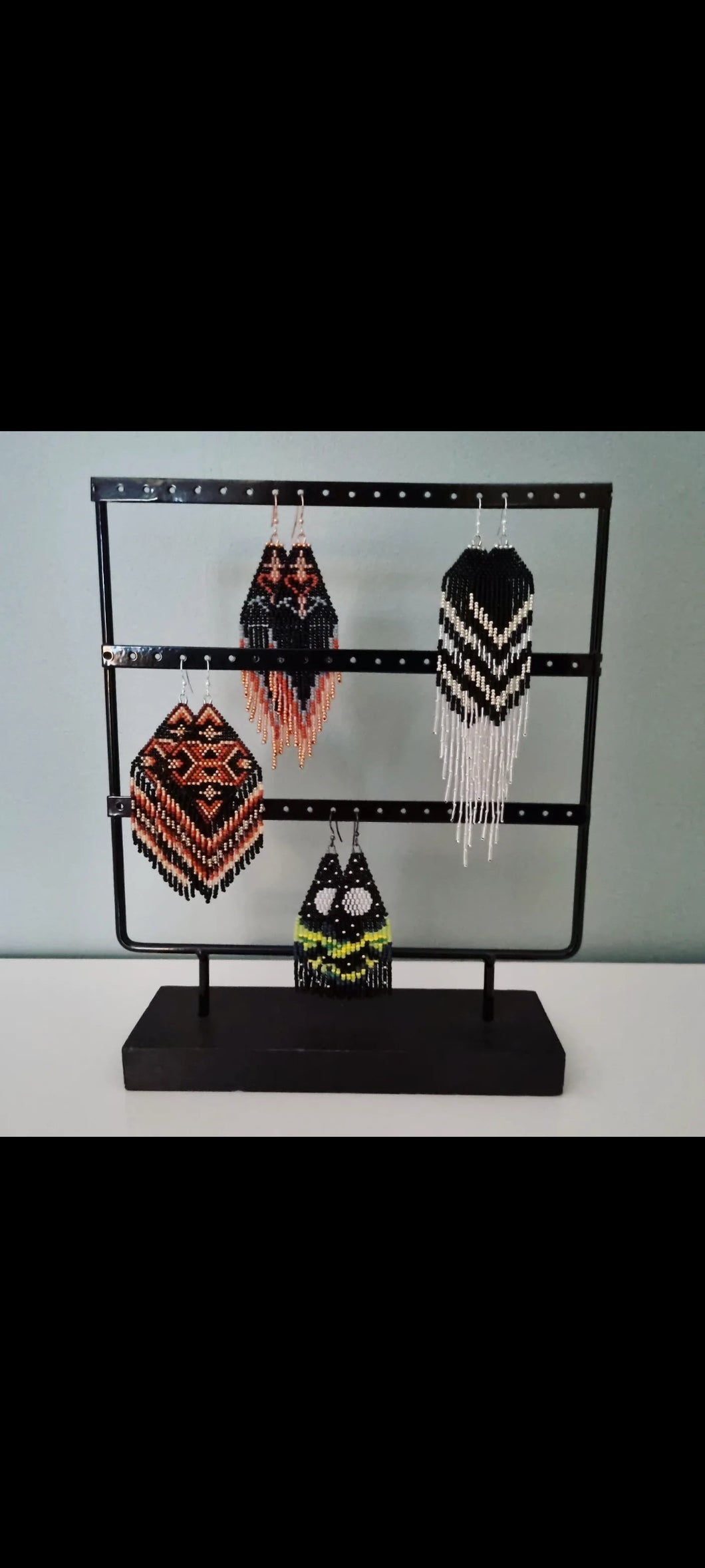 Earring display three metal rows